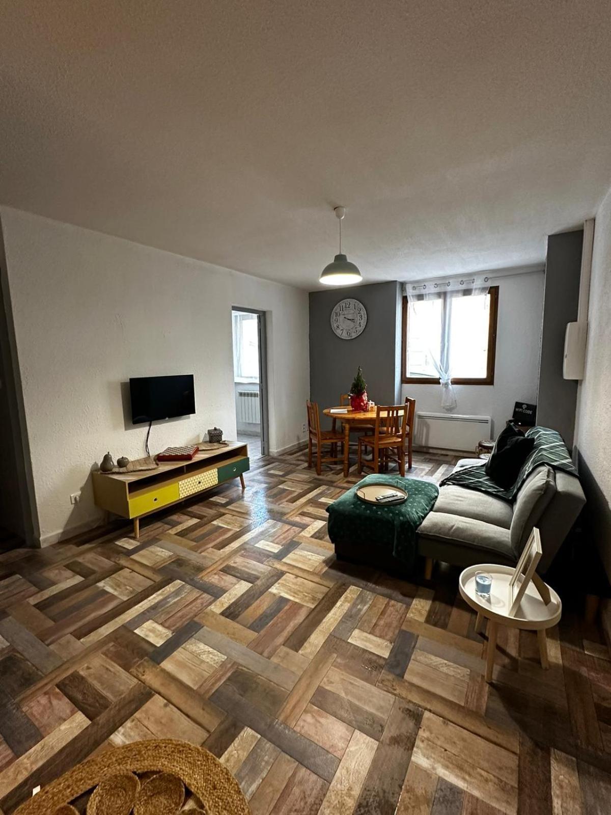 Superbe Appartement Lamalou-les-Bains Exteriör bild