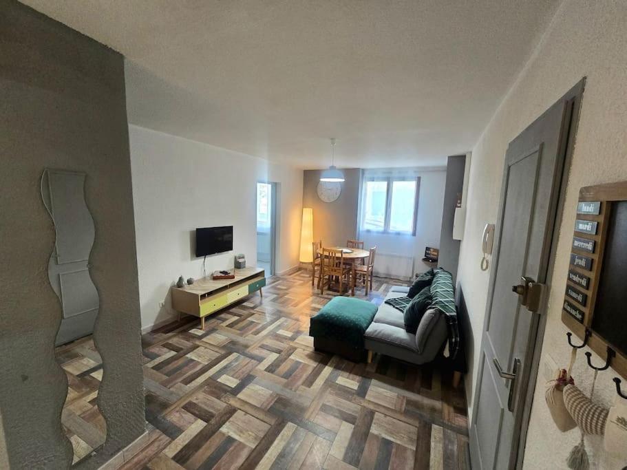 Superbe Appartement Lamalou-les-Bains Exteriör bild