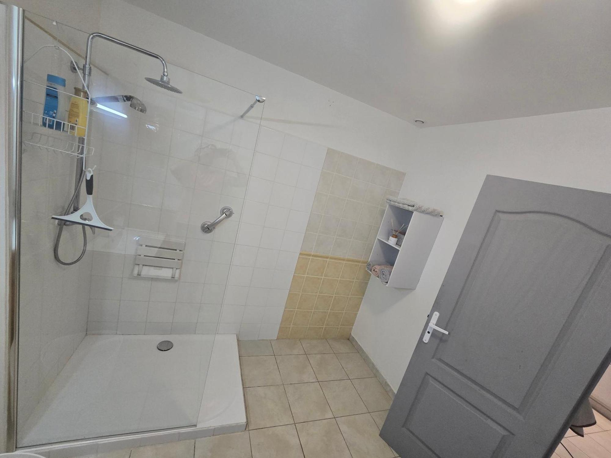 Superbe Appartement Lamalou-les-Bains Exteriör bild